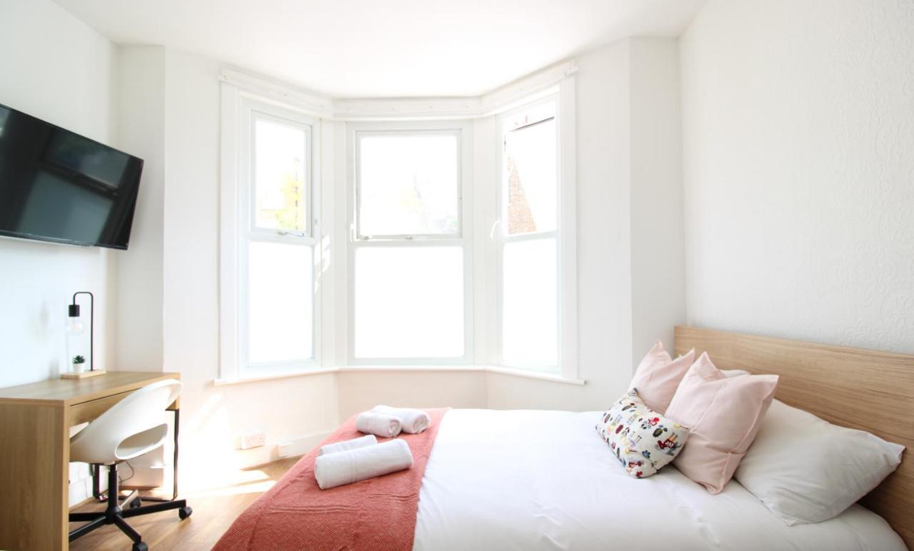 Appartamento Lovely Studio Flats In Hackney Londra Esterno foto
