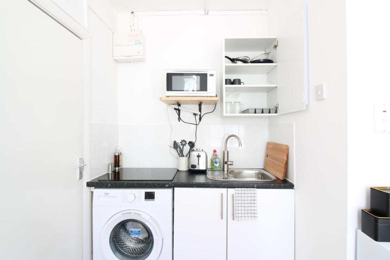 Appartamento Lovely Studio Flats In Hackney Londra Esterno foto