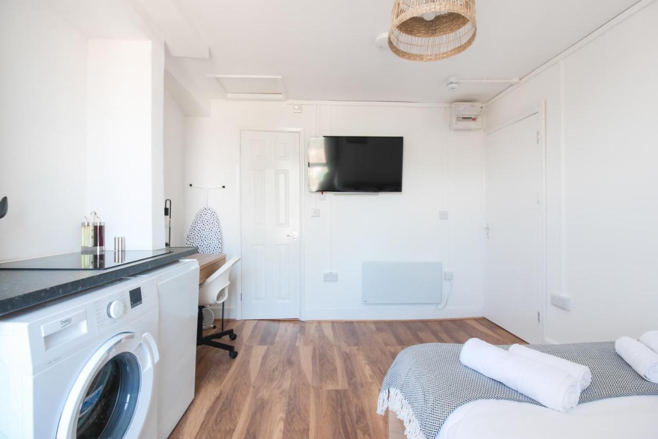 Appartamento Lovely Studio Flats In Hackney Londra Esterno foto