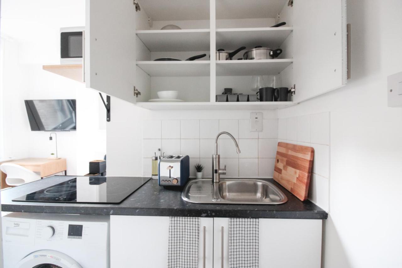 Appartamento Lovely Studio Flats In Hackney Londra Esterno foto