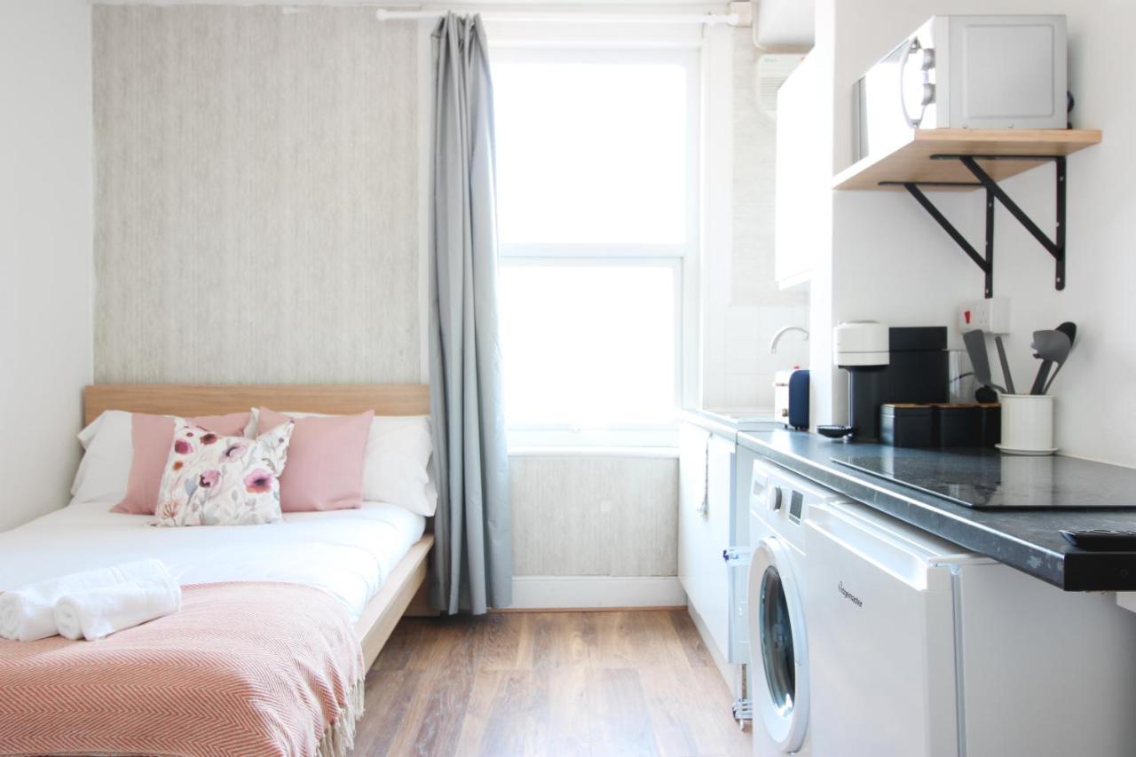 Appartamento Lovely Studio Flats In Hackney Londra Esterno foto