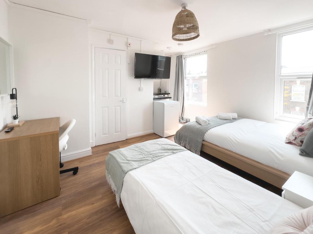 Appartamento Lovely Studio Flats In Hackney Londra Esterno foto