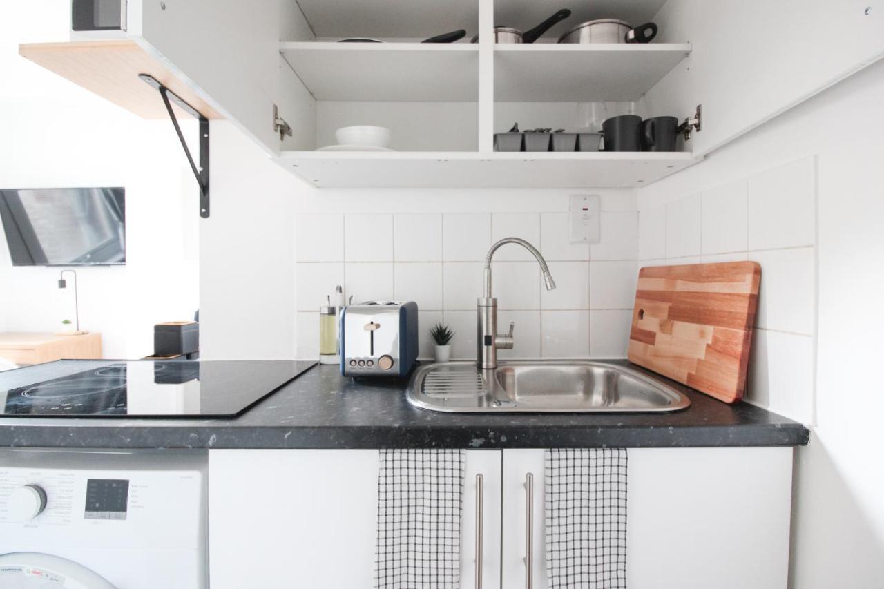 Appartamento Lovely Studio Flats In Hackney Londra Esterno foto