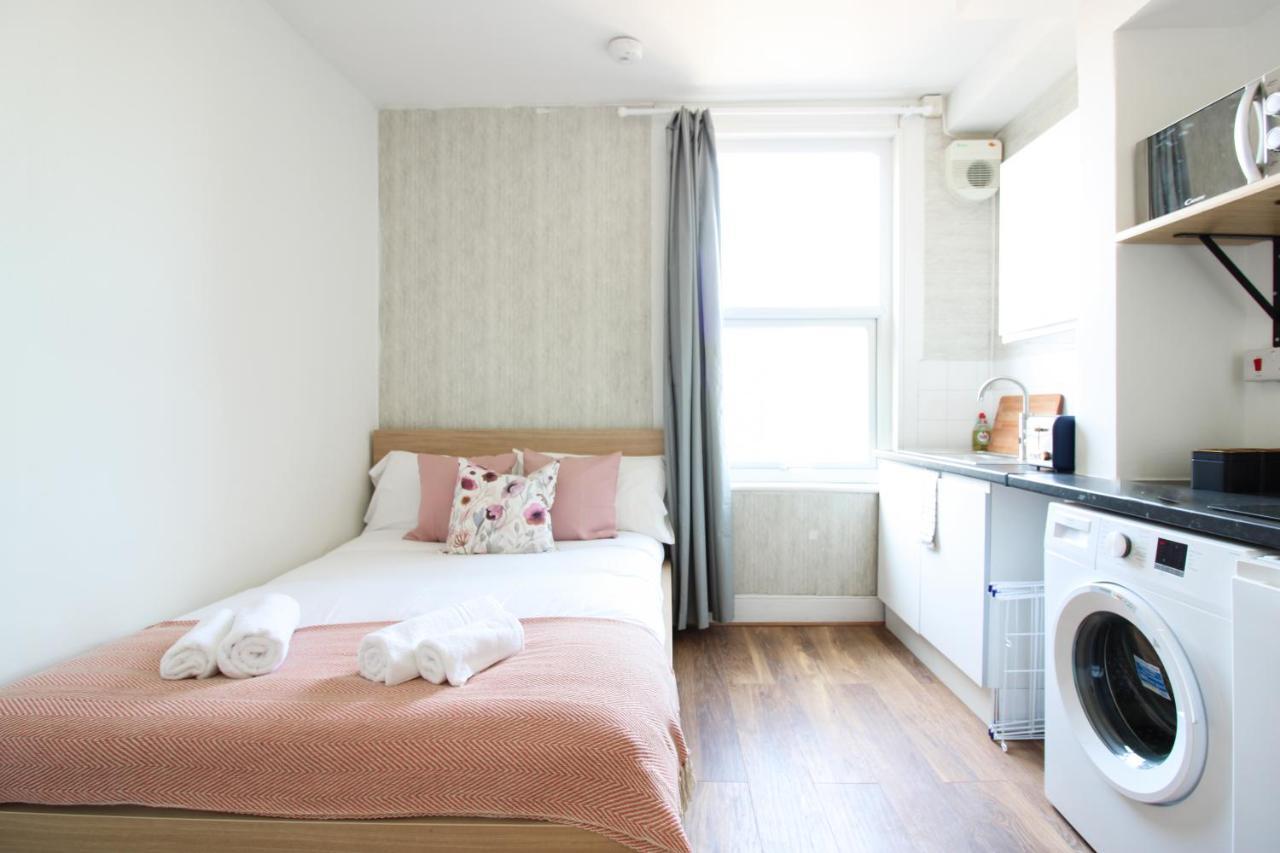 Appartamento Lovely Studio Flats In Hackney Londra Esterno foto
