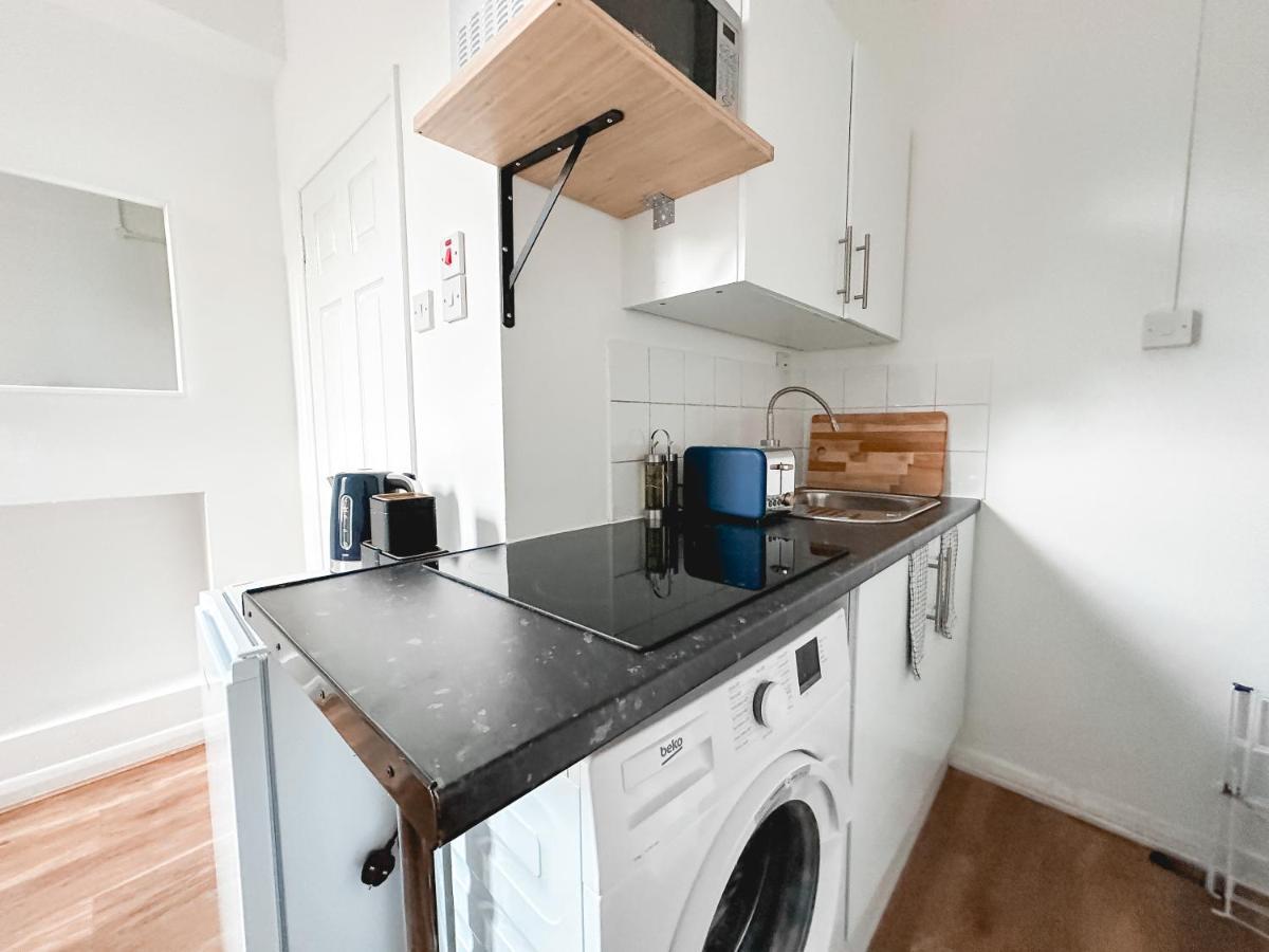 Appartamento Lovely Studio Flats In Hackney Londra Esterno foto