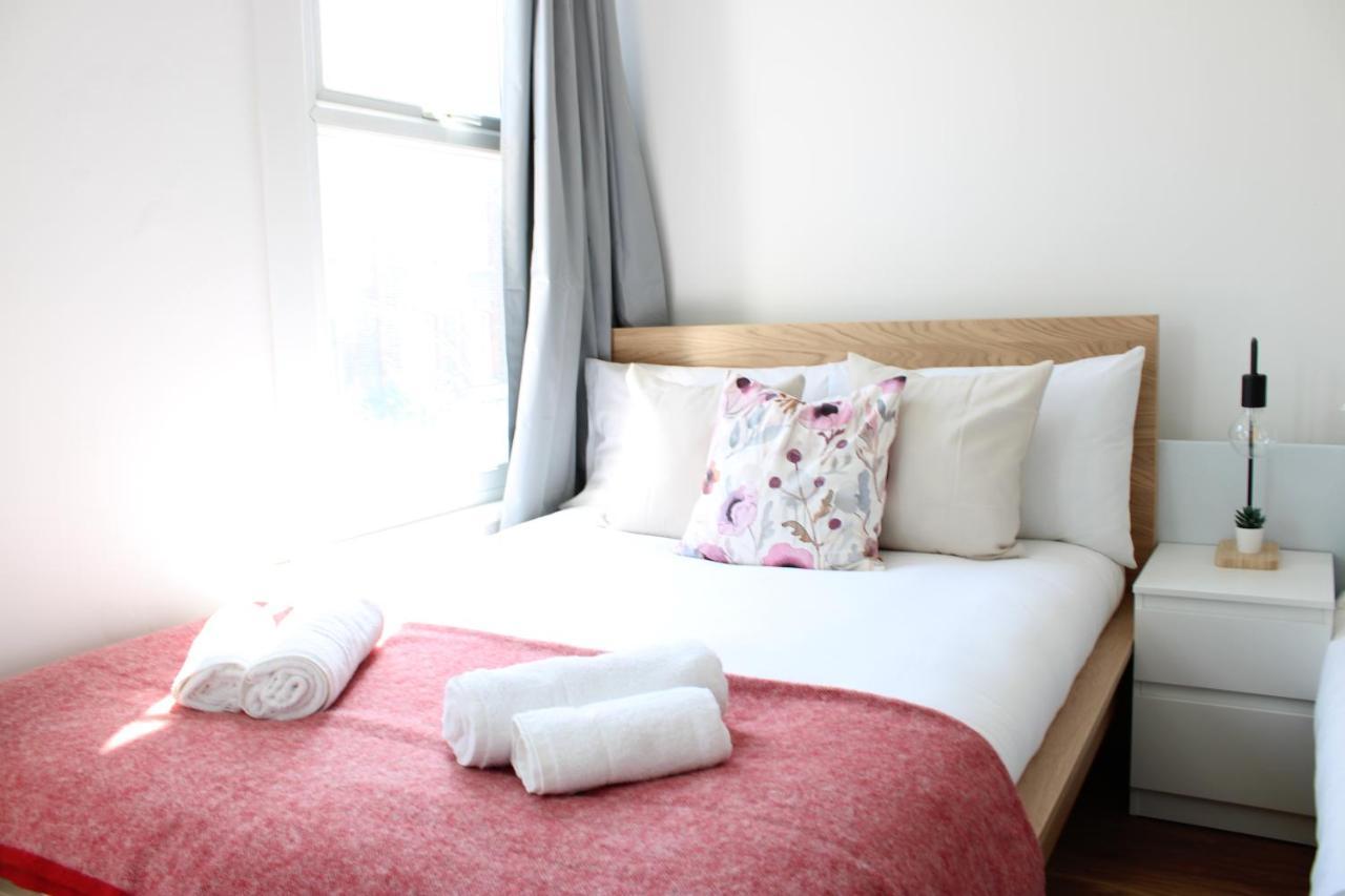 Appartamento Lovely Studio Flats In Hackney Londra Esterno foto