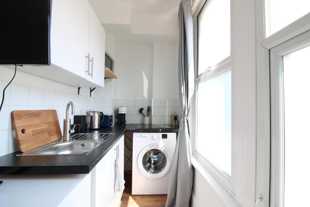 Appartamento Lovely Studio Flats In Hackney Londra Esterno foto