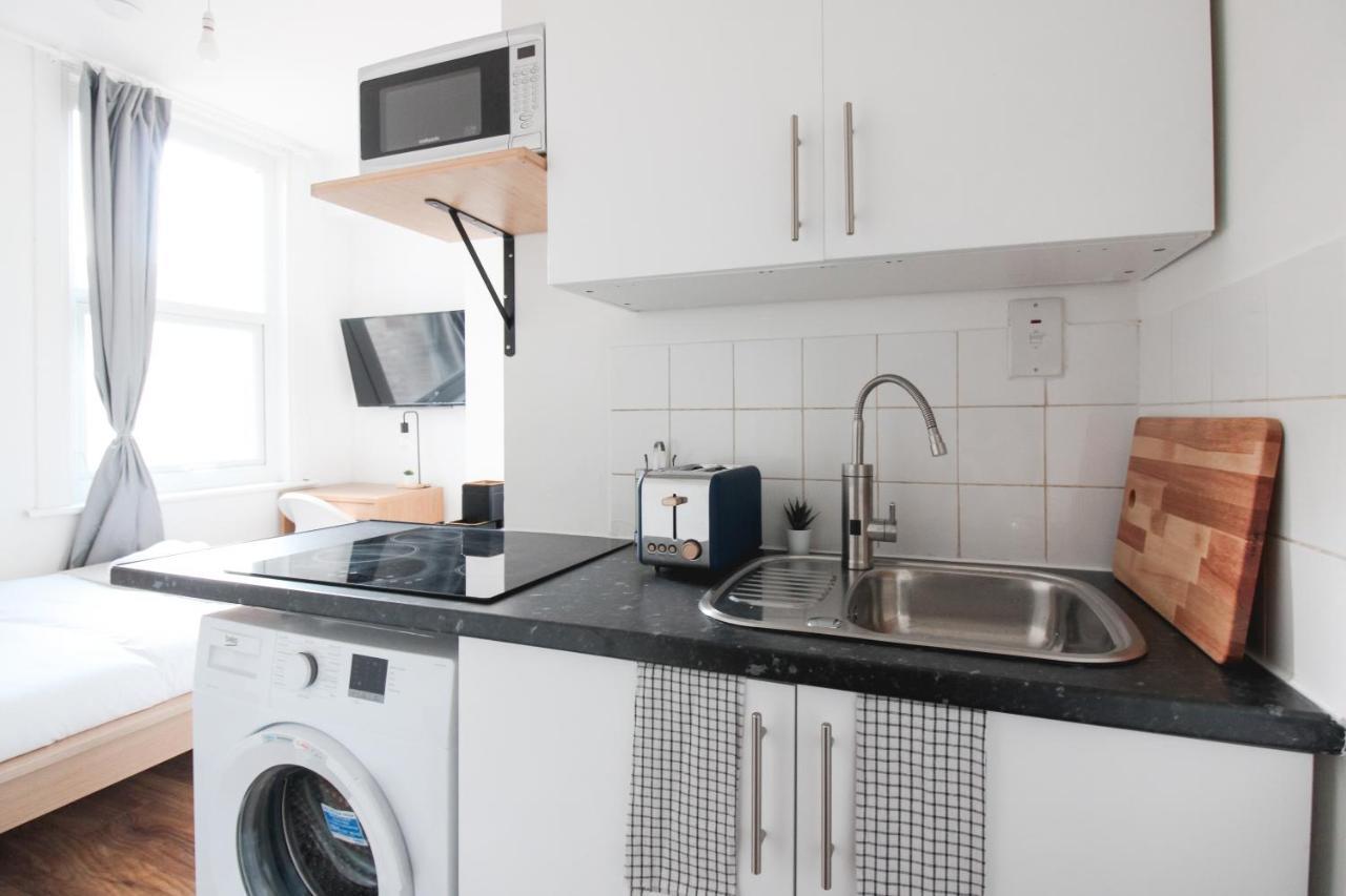 Appartamento Lovely Studio Flats In Hackney Londra Esterno foto