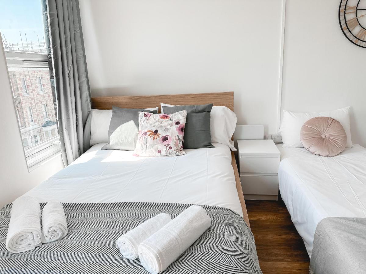 Appartamento Lovely Studio Flats In Hackney Londra Esterno foto